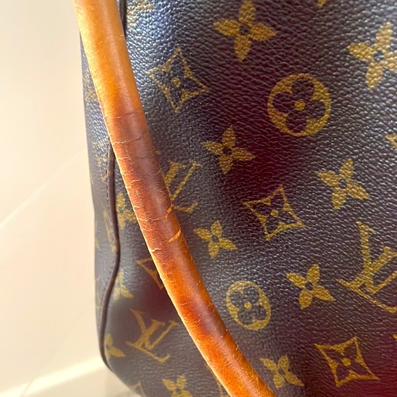 VINTAGE — Louis Vuitton PM Looping Shoulder Bag - Picture 3 of 13